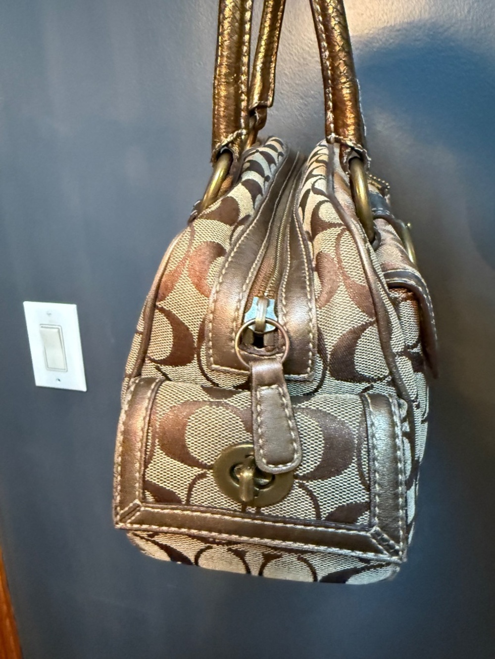 Vintage Coach Signature Soho Satchel - Picture 4 of 7